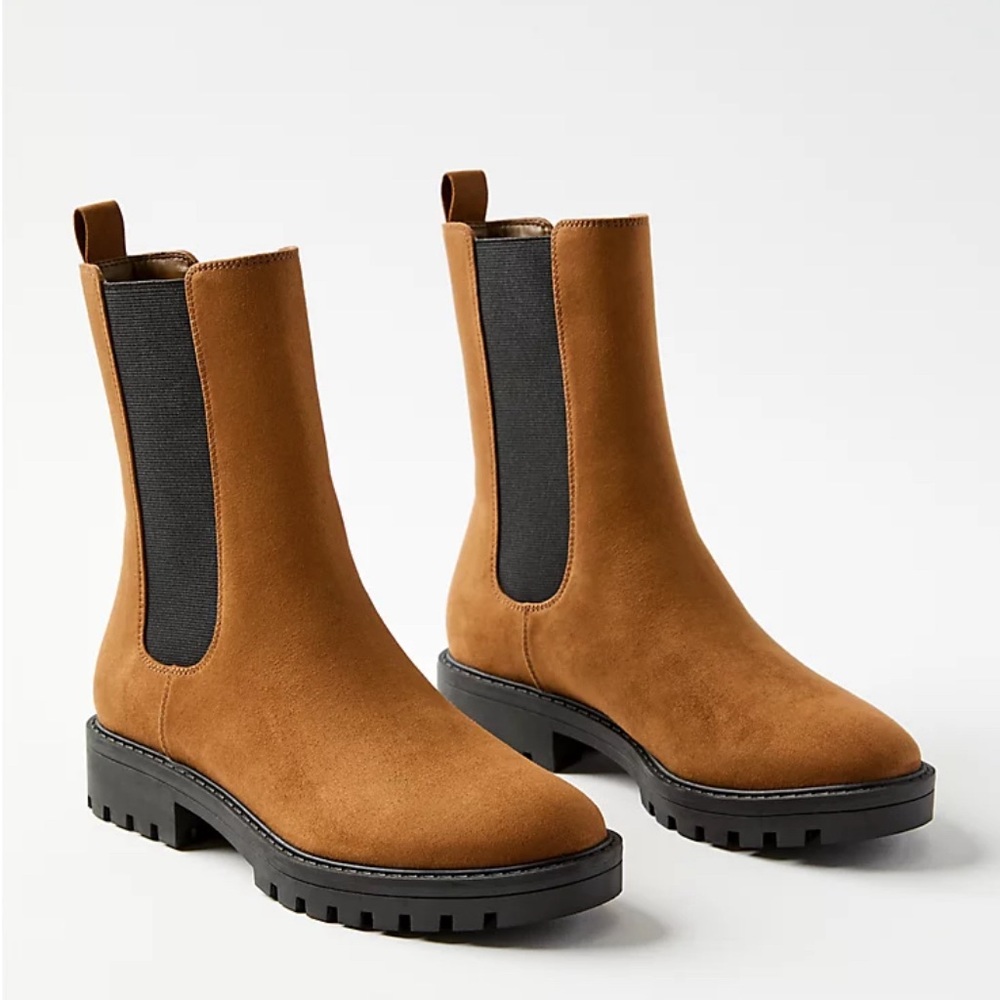 New in box! LOFT Chelsea Boot
